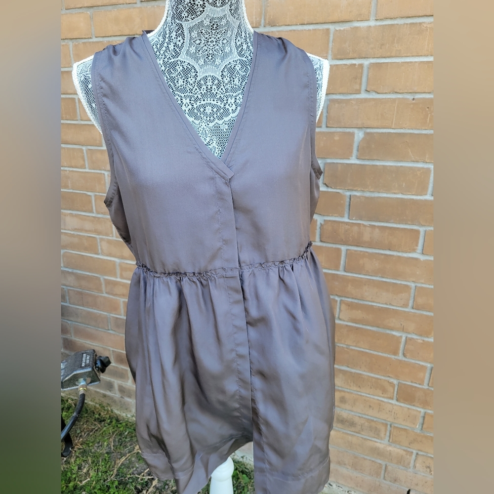 Banana Republic women's top